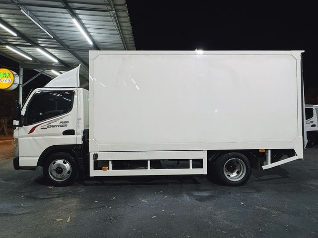 MITSUBISHI三菱 CANTER  第3張相片