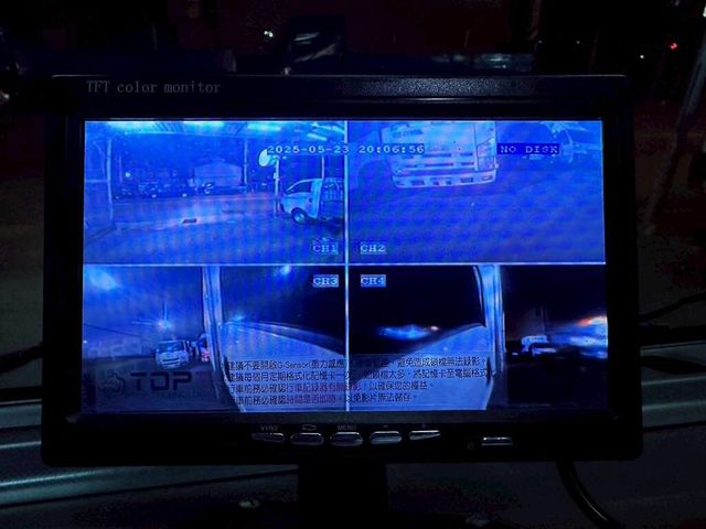 ISUZU五十鈴 NLR  第13張相片