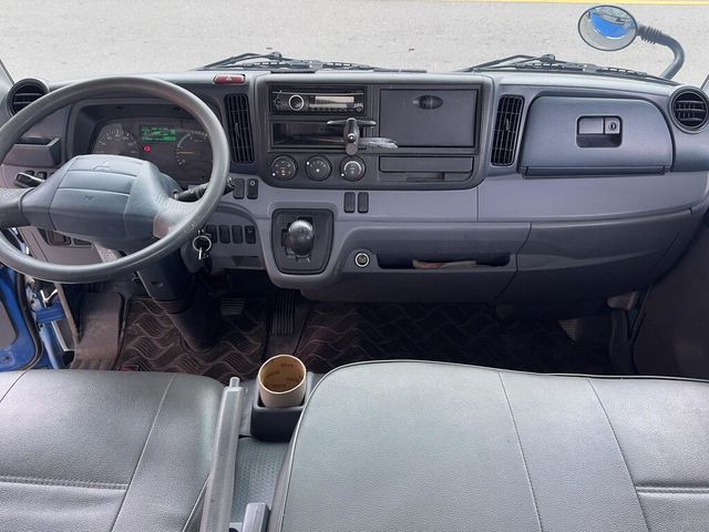 MITSUBISHI三菱 CANTER  第5張相片