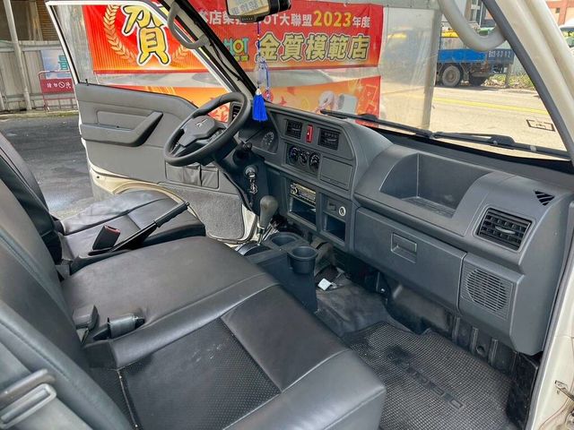 MITSUBISHI三菱 DELICA  第9張相片