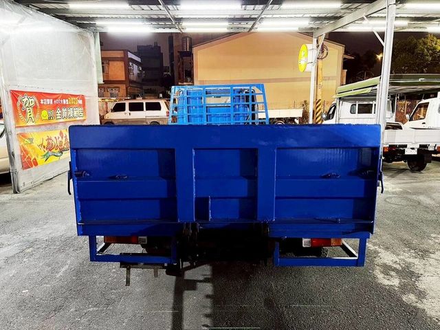 MITSUBISHI三菱 CANTER  第4張相片