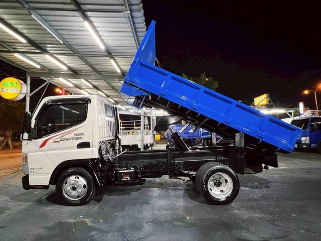 MITSUBISHI三菱 CANTER  第3張相片