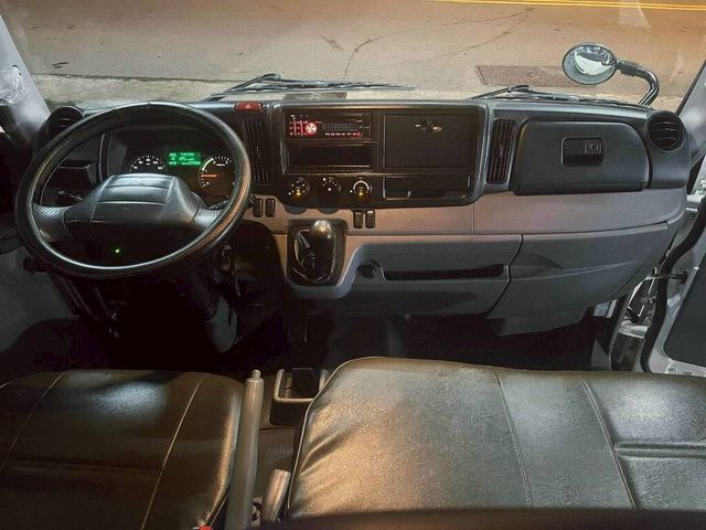 MITSUBISHI三菱 CANTER  第9張相片