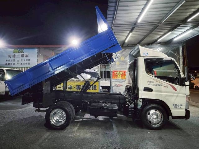 MITSUBISHI三菱 CANTER  第5張相片