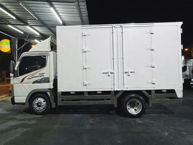 MITSUBISHI三菱 CANTER  第3張相片