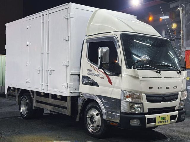 MITSUBISHI三菱 CANTER  第9張相片