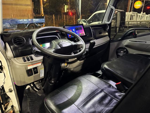 MITSUBISHI三菱 CANTER  第11張相片