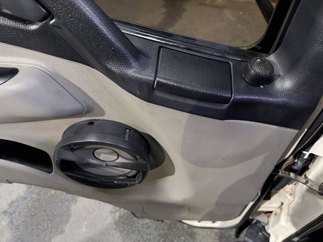 MITSUBISHI三菱 CANTER  第16張相片