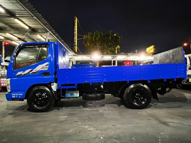 MITSUBISHI三菱 CANTER  第3張相片