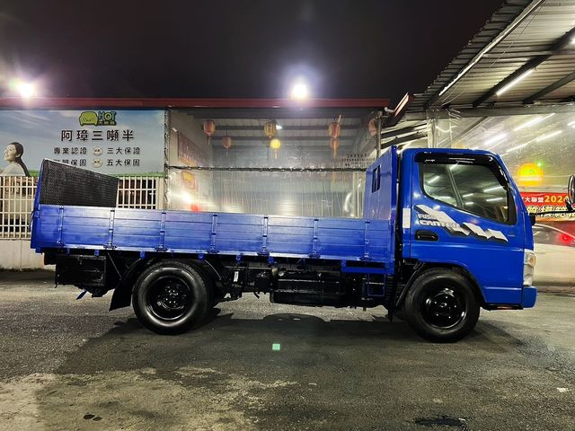 MITSUBISHI三菱 CANTER  第6張相片