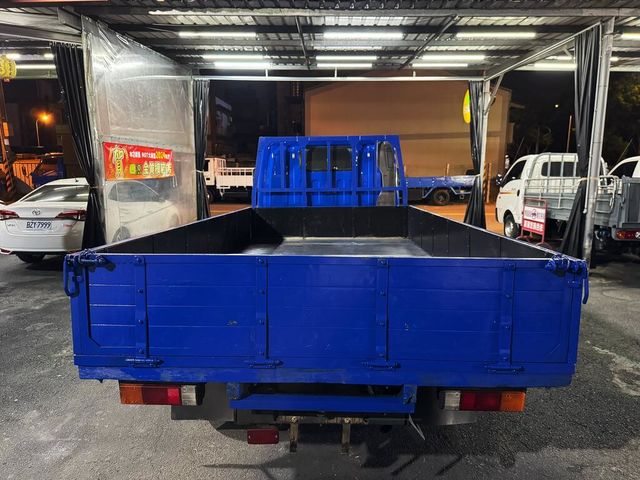 MITSUBISHI三菱 CANTER  第4張相片