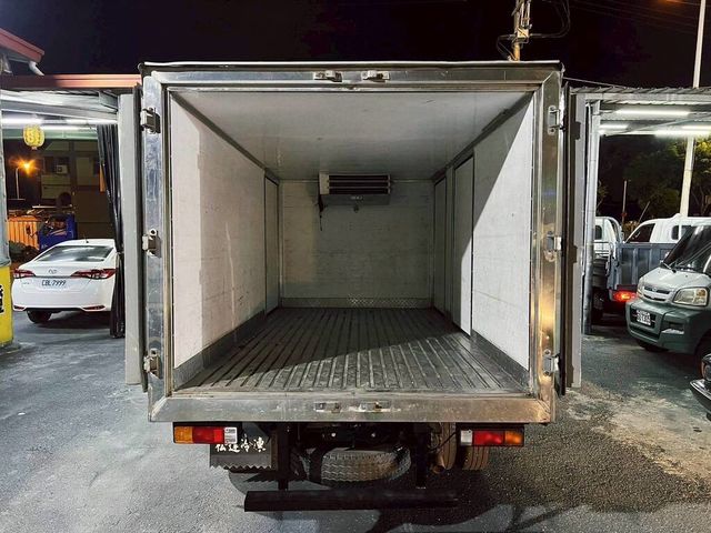 MITSUBISHI三菱 CANTER  第4張相片