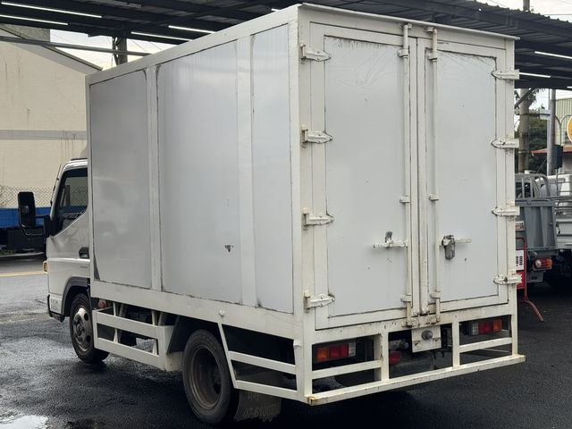 MITSUBISHI三菱 CANTER  第2張相片