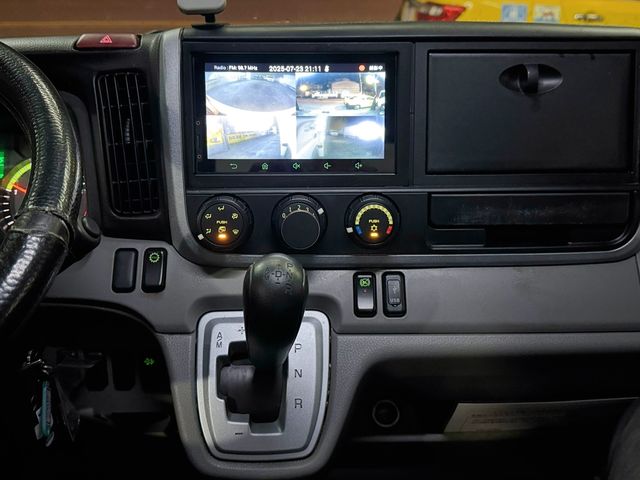 MITSUBISHI三菱 CANTER  第11張相片