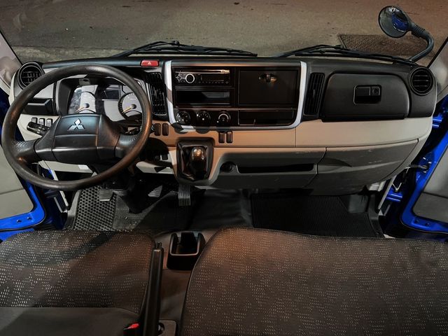 MITSUBISHI三菱 CANTER  第10張相片