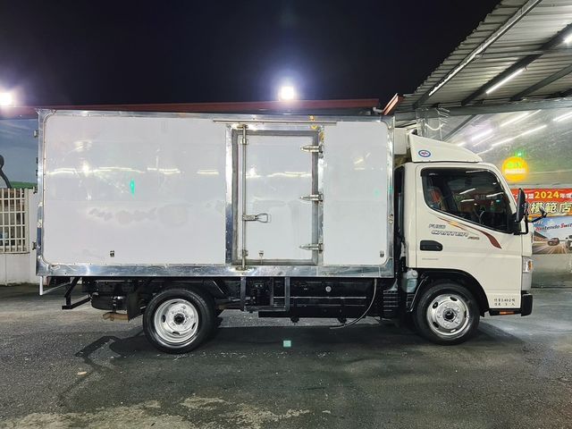 MITSUBISHI三菱 CANTER  第6張相片