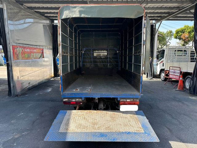 NISSAN日產 CABSTAR  第3張相片