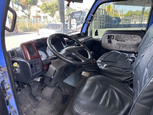 NISSAN日產 CABSTAR  第6張相片