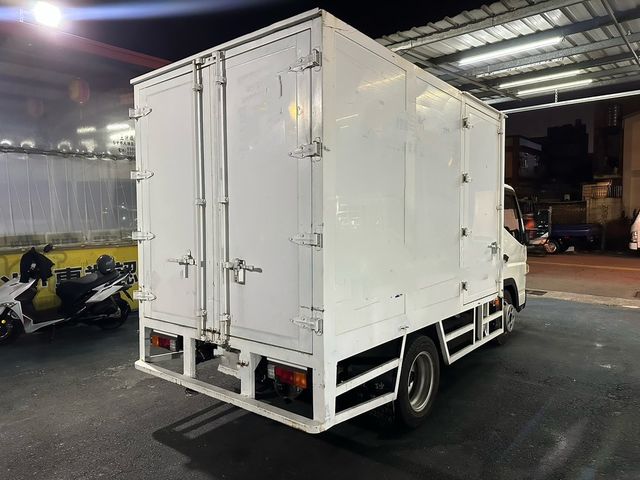 MITSUBISHI三菱 CANTER  第3張相片