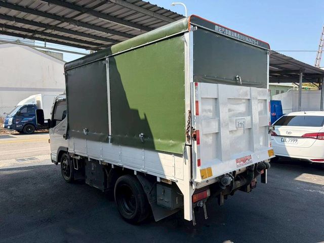 MITSUBISHI三菱 CANTER  第2張相片