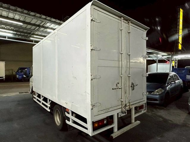 MITSUBISHI三菱 CANTER  第2張相片