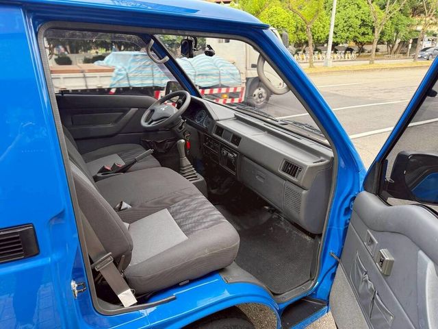 MITSUBISHI三菱 DELICA  第4張相片