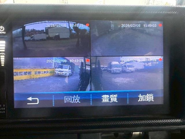 HINO日野 300  第8張相片