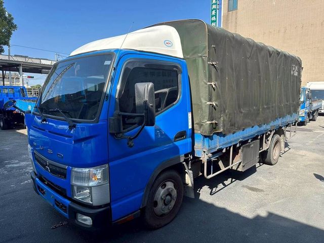 MITSUBISHI三菱 CANTER  第4張相片