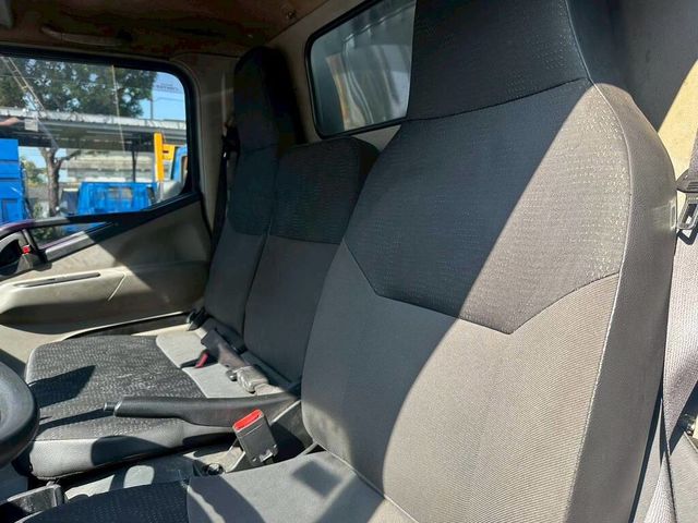 MITSUBISHI三菱 CANTER  第8張相片