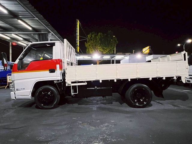 MITSUBISHI三菱 LEADCA  第3張相片