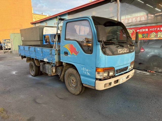 ISUZU五十鈴 ELF  第4張相片