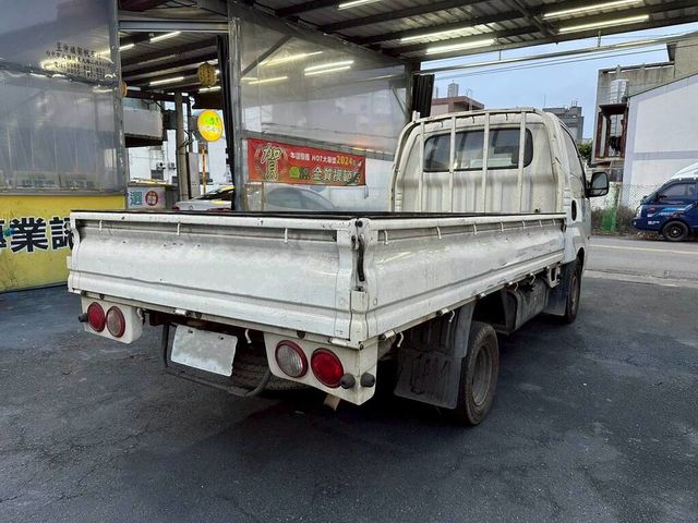 KIA起亞 KAON  第3張相片