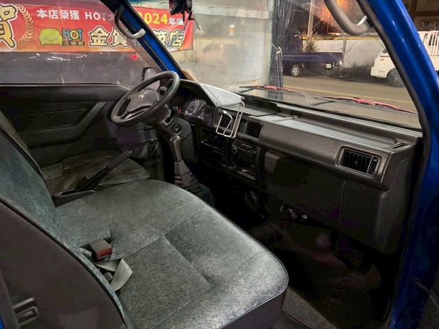 MITSUBISHI三菱 DELICA  第5張相片