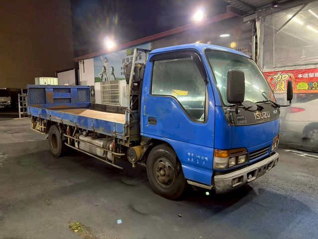 ISUZU五十鈴 ELF  第4張相片