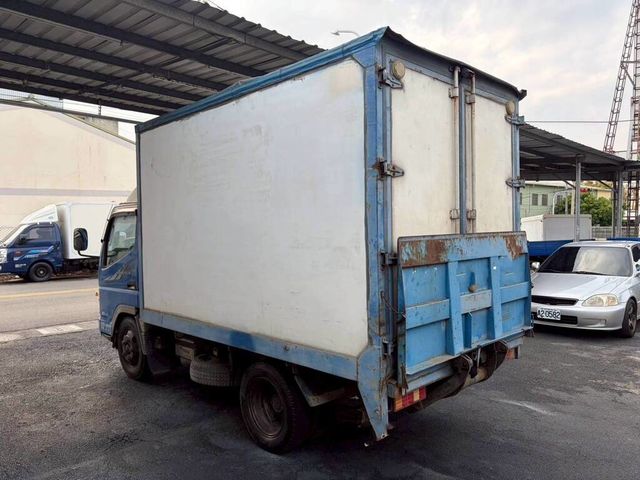 MITSUBISHI三菱 CANTER  第2張相片