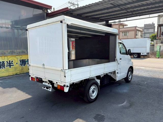 TOYOTA豐田 TOWN ACE  第3張相片