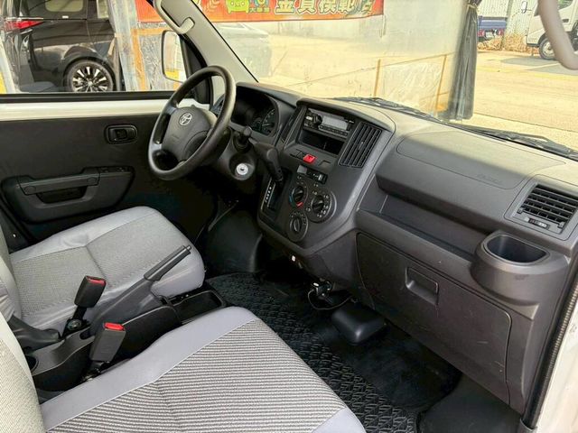 TOYOTA豐田 TOWN ACE  第6張相片