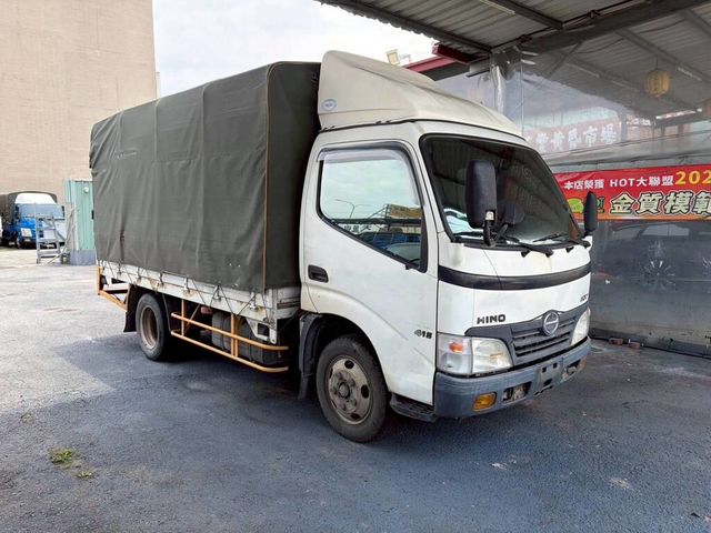 HINO日野 300  第5張相片