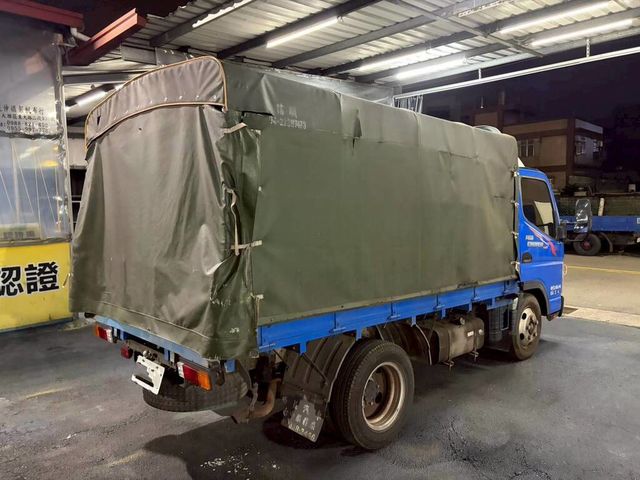MITSUBISHI三菱 CANTER  第3張相片