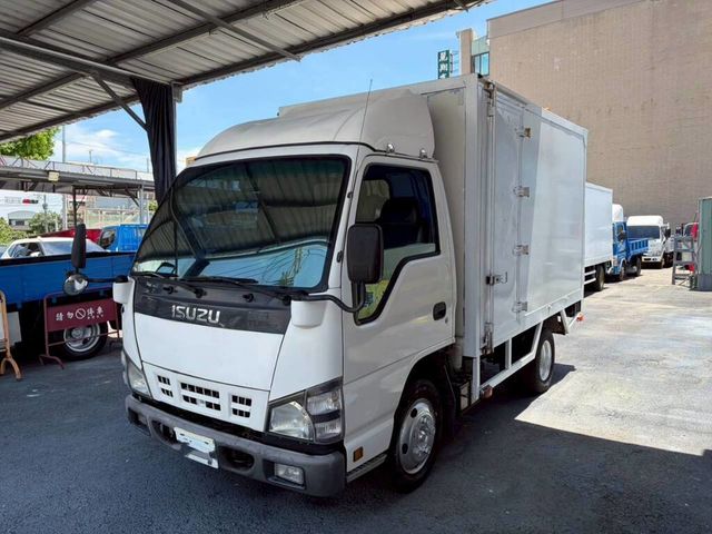 ISUZU五十鈴 ELF  第1張相片