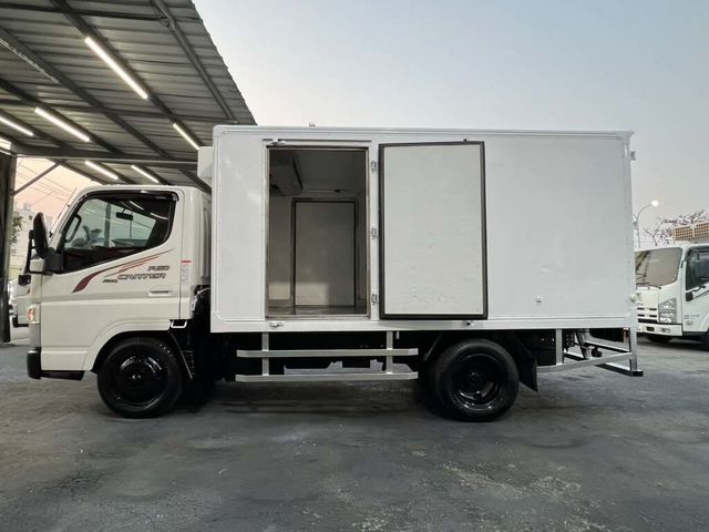 MITSUBISHI三菱 CANTER  第3張相片
