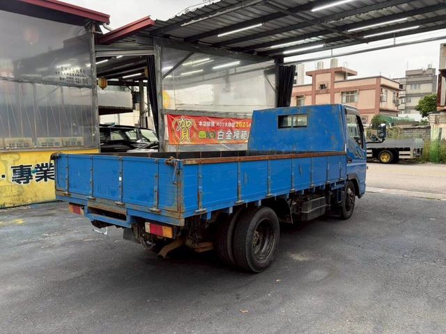 MITSUBISHI三菱 CANTER  第3張相片