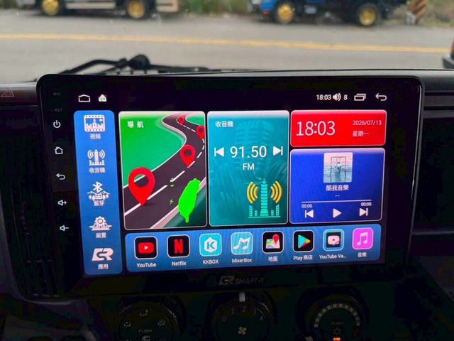 MITSUBISHI三菱 CANTER  第8張相片