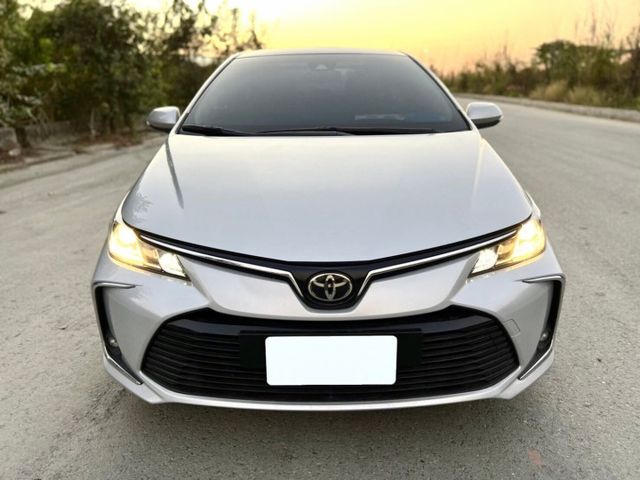 2019年／豐田／ALTIS／1.8L /原廠保養 / 實跑7萬多公里 / 里程保證  第2張相片