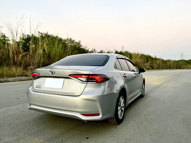 2019年／豐田／ALTIS／1.8L /原廠保養 / 實跑7萬多公里 / 里程保證  第3張相片