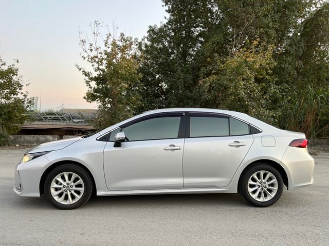 2019年／豐田／ALTIS／1.8L /原廠保養 / 實跑7萬多公里 / 里程保證  第6張相片