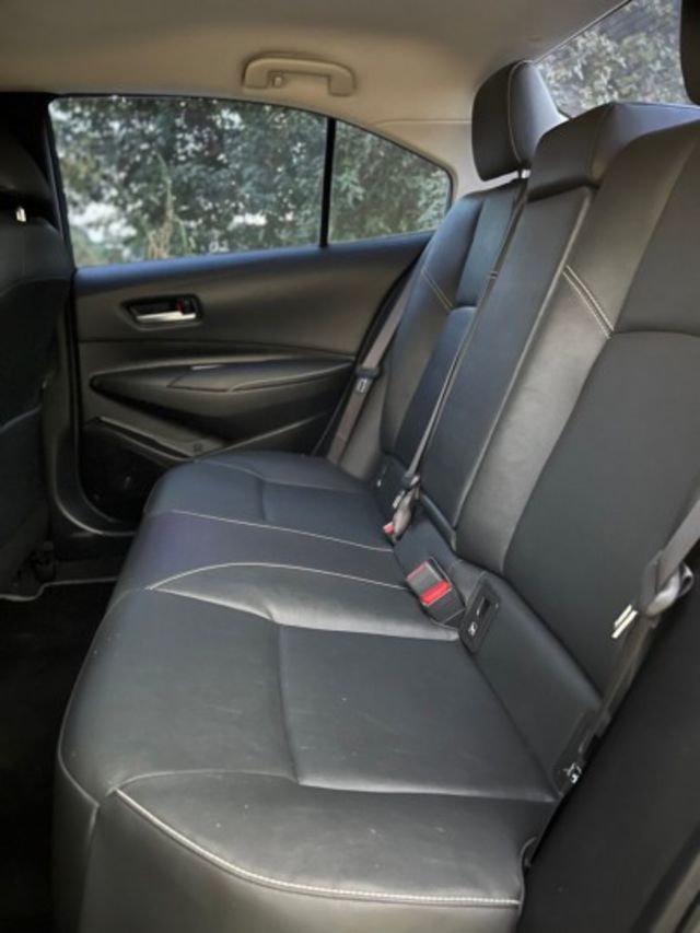 2019年／豐田／ALTIS／1.8L /原廠保養 / 實跑7萬多公里 / 里程保證  第9張相片