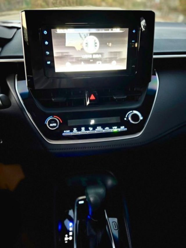 2019年／豐田／ALTIS／1.8L /原廠保養 / 實跑7萬多公里 / 里程保證  第13張相片