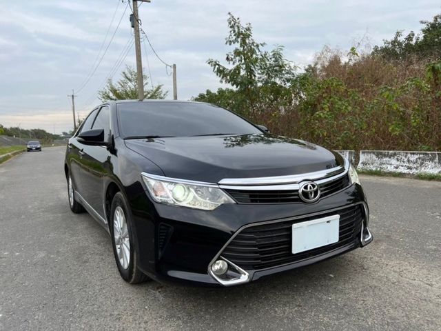 超級便宜!!! 2.0L頂級豪華版 七顆安全氣囊 鑑定認證車  第2張相片