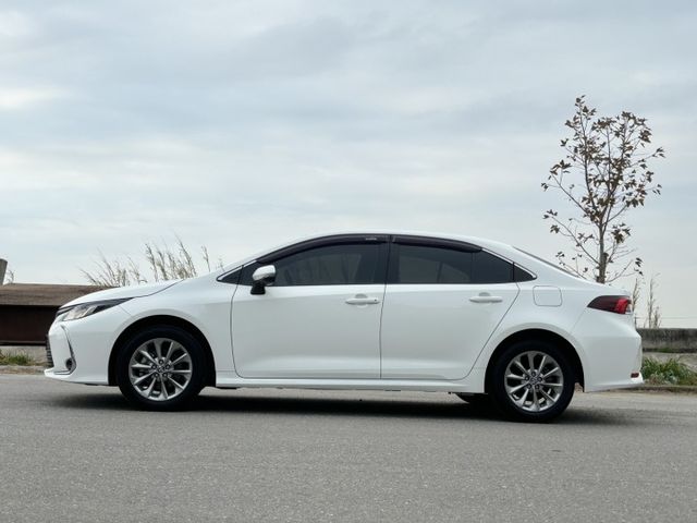 倒車影像 跟車盲點 免鑰ikey  跑少  第2張相片